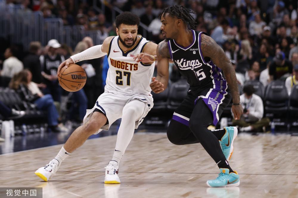 仅展现了他 仅展现了他