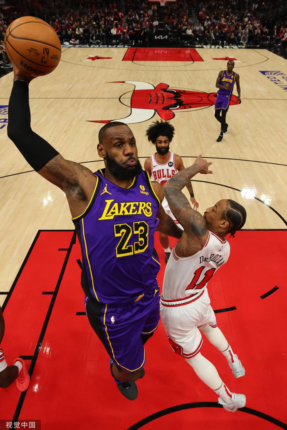 同时也坚定 同时也坚定