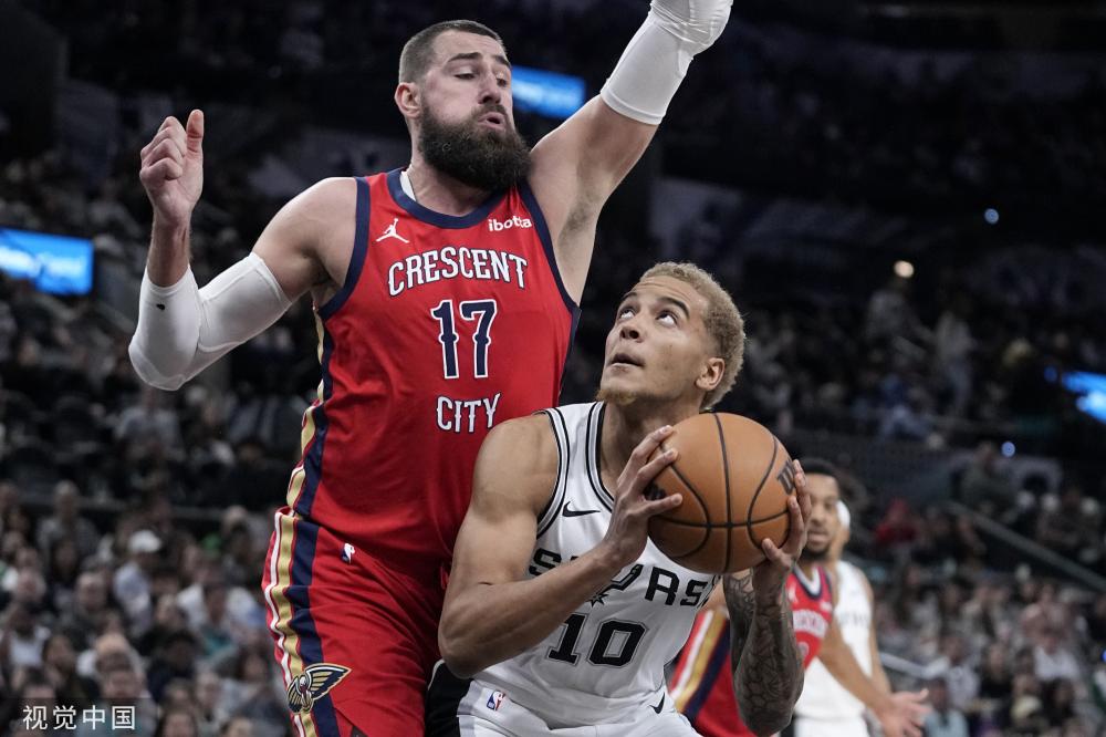 库里夫妻喷血性感野外拍摄！真CP就是带劲.