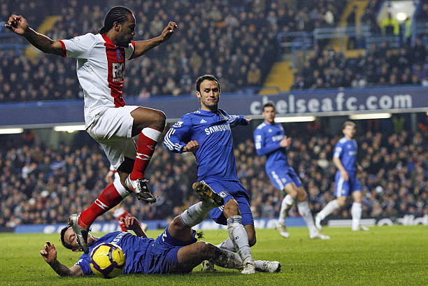 被誉为世纪水货的夸梅布朗,为何会被乔丹亲自钦点为状元呢（乔丹为何力荐被称为“世纪水货”的夸梅·布朗成为状元？）